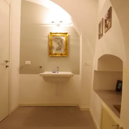 Lovely Flat In The Centre Of Holiday home Palermo